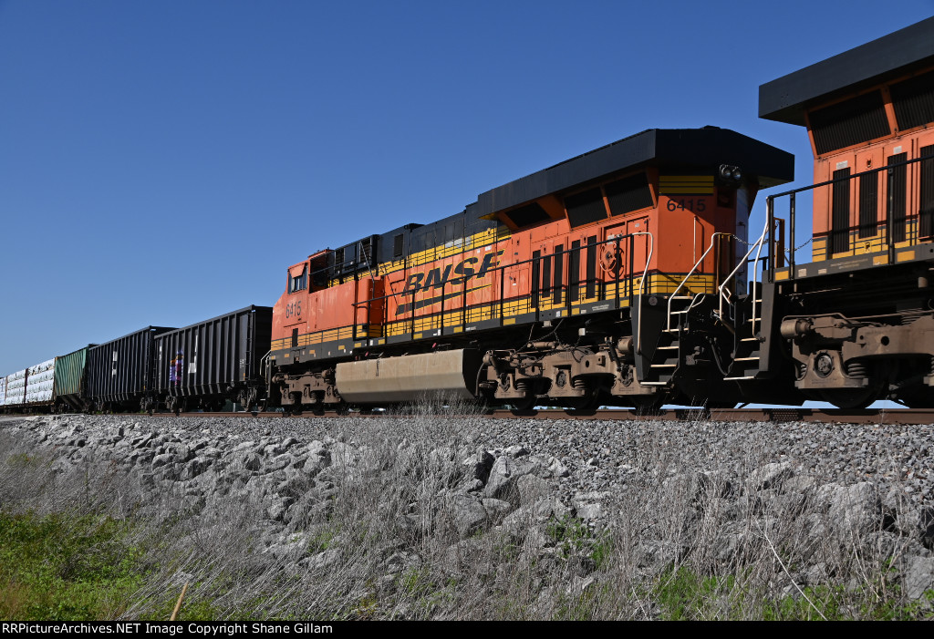 BNSF 6415 Roster shot